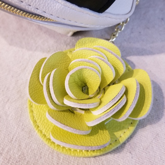 Betsy Johnson Clutch Handbag Purse Black White - Picture 4 of 8